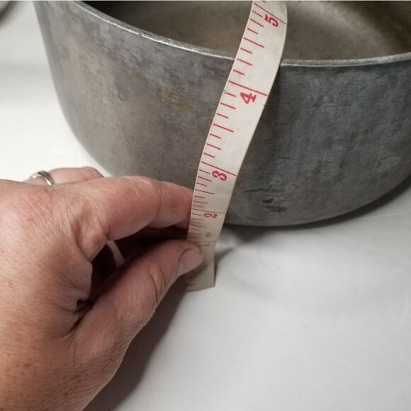 Circulon pots with lids set - Picture 8 of 11